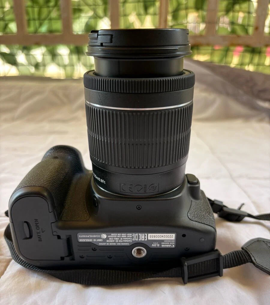 ΜΕΤΑΧΕΙΡΙΣΜΕΝΗ CANON EOS 80D ΜΕ ΦΑΚΟ 18–55MM + 3 ΜΠΑΤΑΡΙΕΣ + ΒΑΣΗ ΜΠΑΤΑΡΙΑΣ + ΦΟΡΤΙΣΤΗΣ + ΤΣΑΝΤΑ